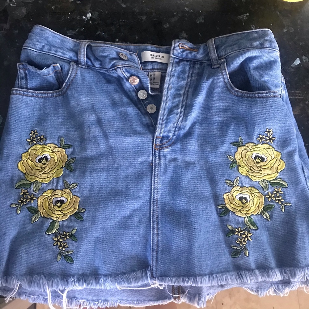 Forever 21 flower skirt
